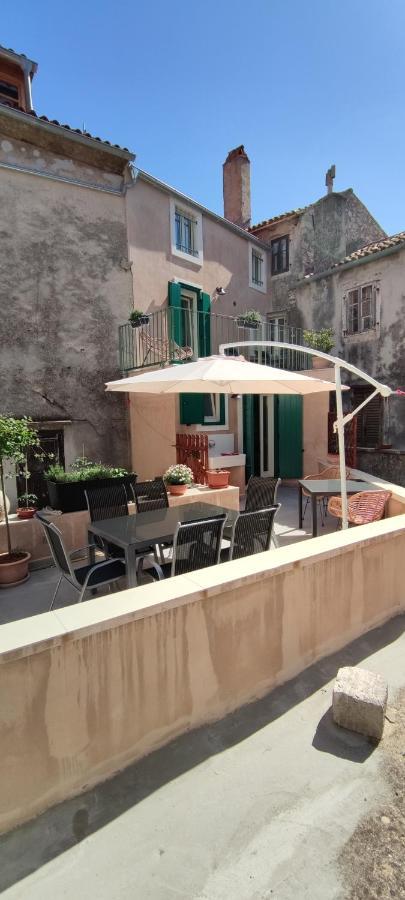 Luxury Apartment - Old Soul With A New Heart Cres Bagian luar foto