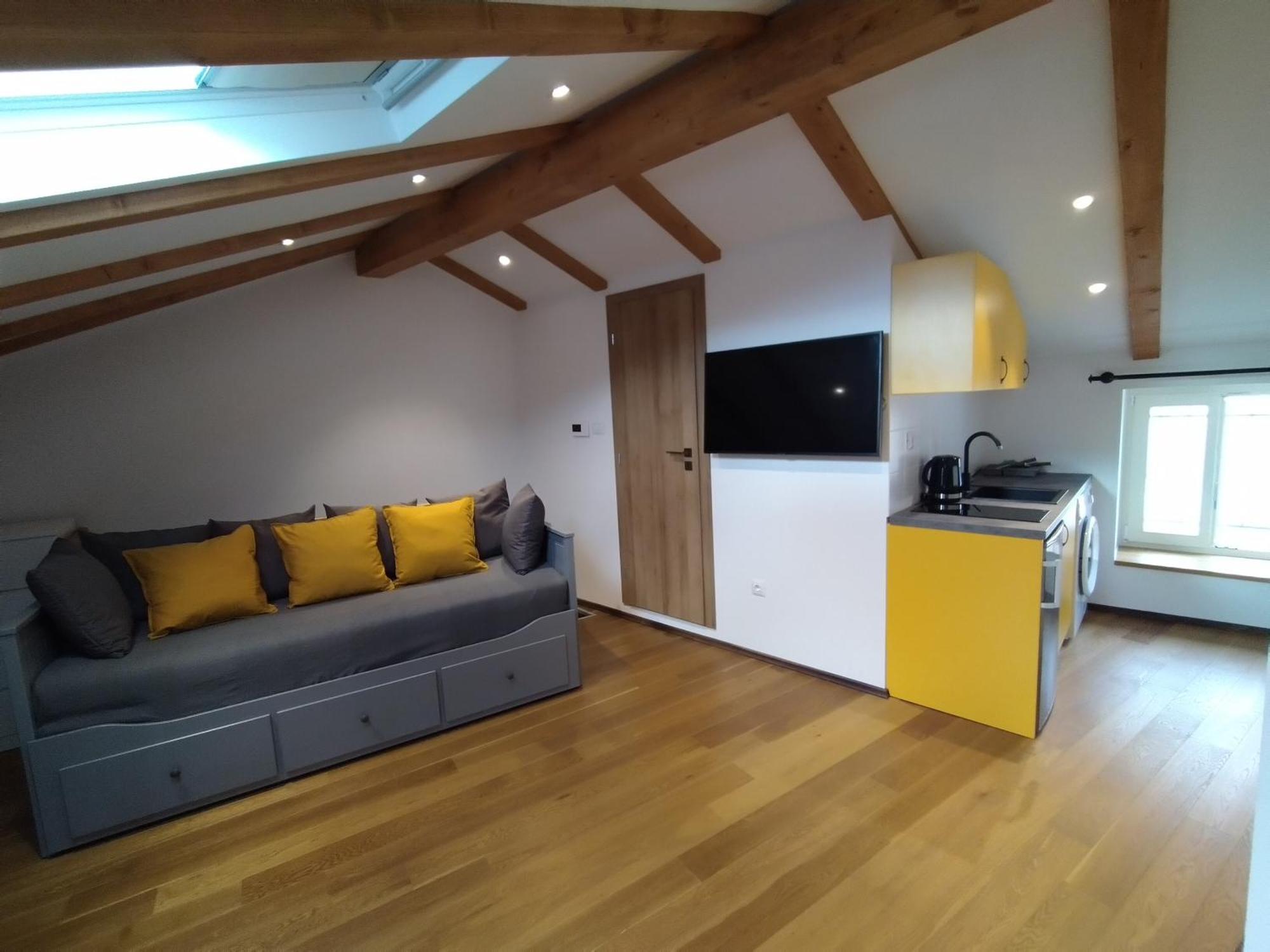 Luxury Apartment - Old Soul With A New Heart Cres Bagian luar foto